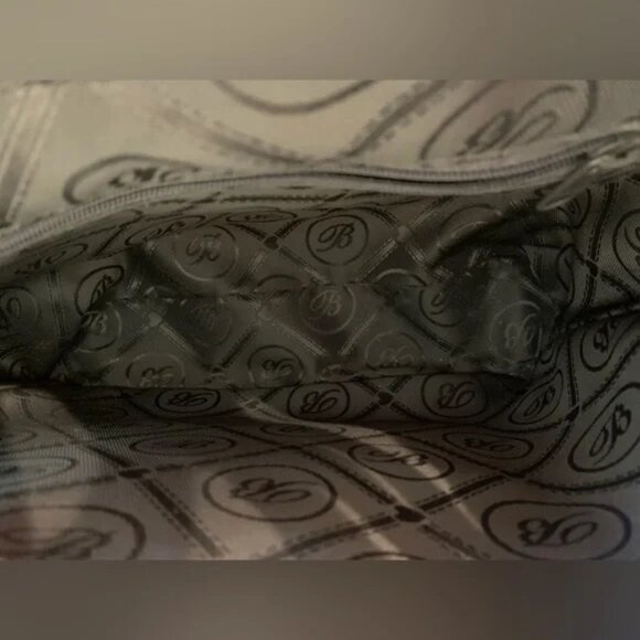 BRIGHTON FERRARA COLLECTION GABRIELLA RED MEDALLION TOTE PURSE - Picture 9 of 14